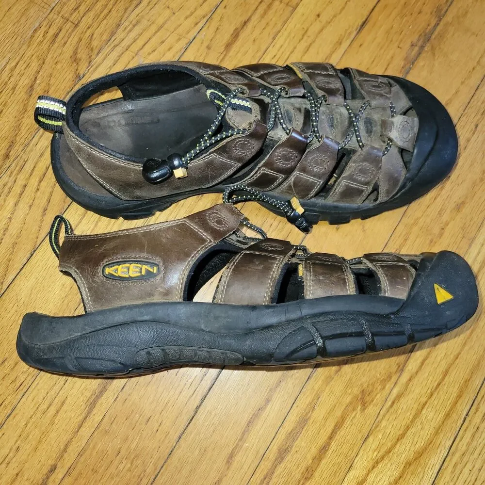 Keen Newport Men's Size 11 Waterproof Hiking Sandal Shoes Brown Leather MSRP$130